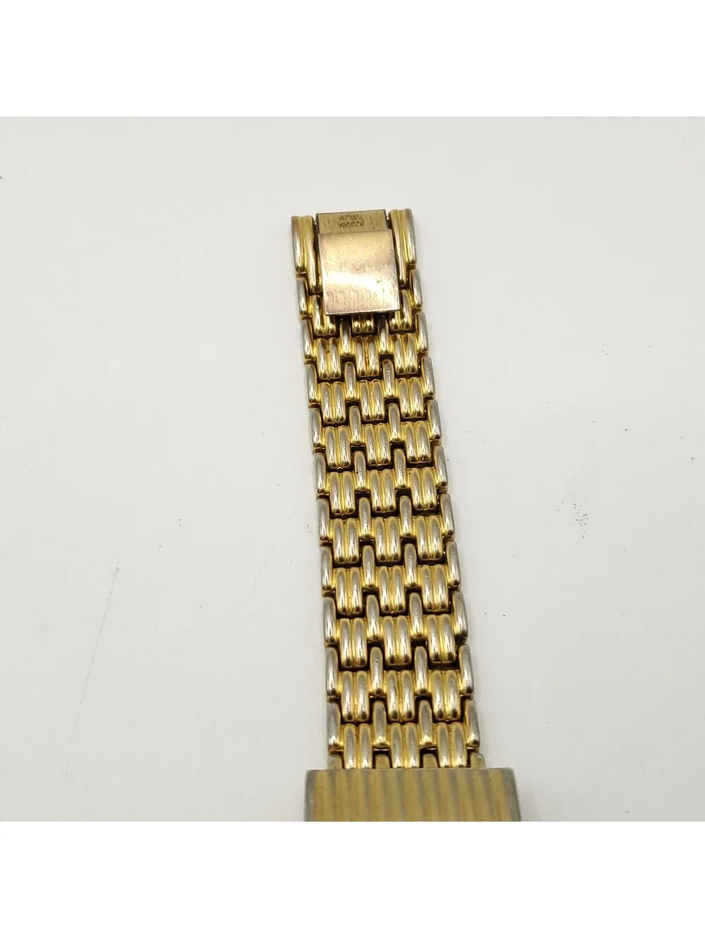 Joan Rivers Classics Rectangle Gold Tone 20mm Womens Watch New Battery 6.5